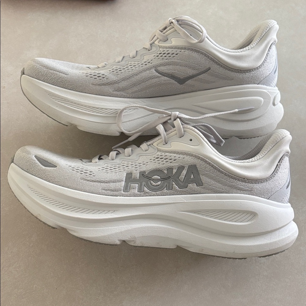 HOKA Bondi 9 Running Shoes - Picture 3 of 7